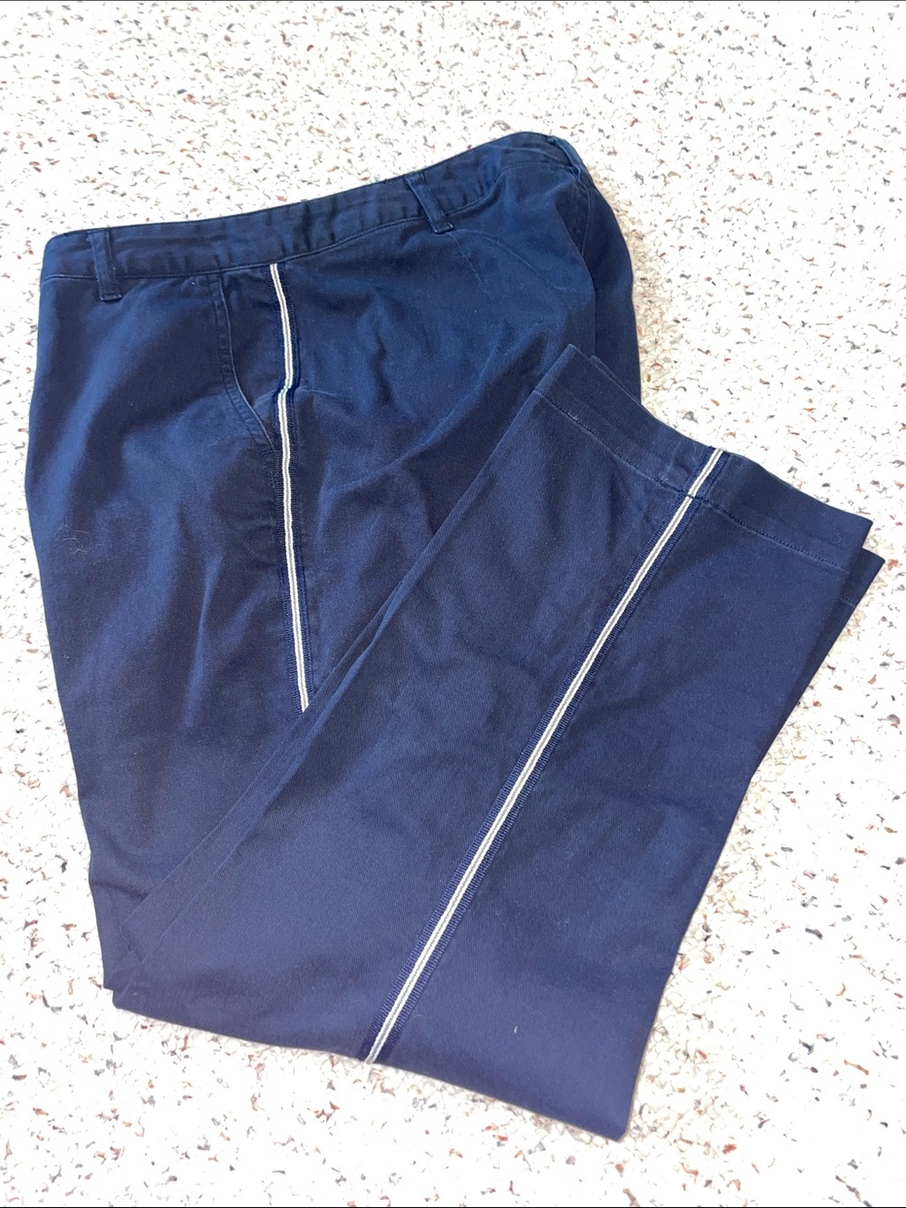 GAP Navy Blue Capris with Contrast White Stitch